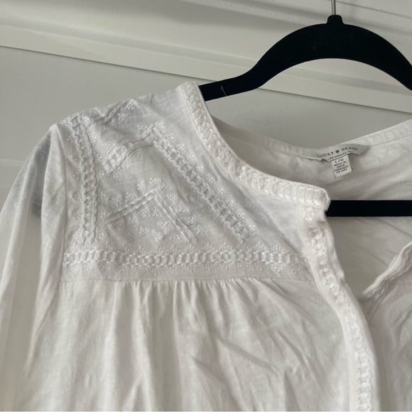 Lucky Brand white embroidered 3/4 sleeve top size Large - Picture 2 of 7